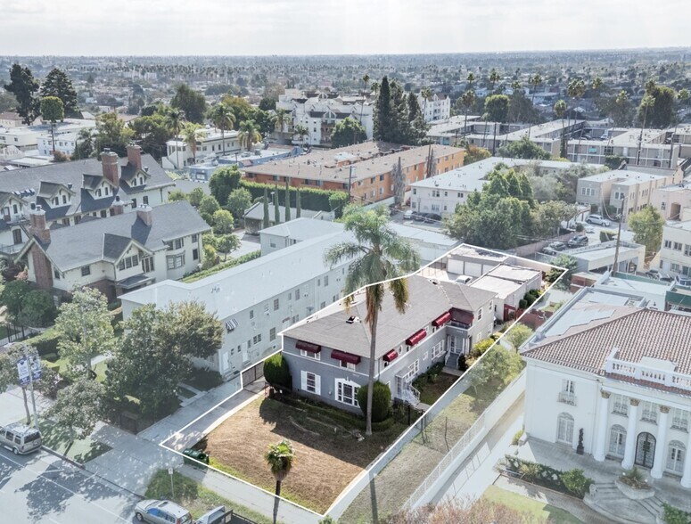 3812 W Adams Blvd, Los Angeles, CA à vendre - Photo du bâtiment - Image 1 de 7