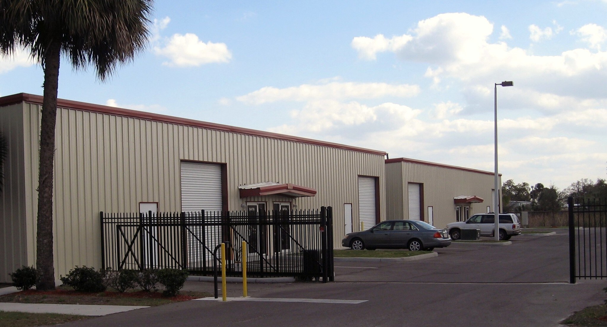 3611 E 10th Ave, Tampa, FL for lease Primary Photo- Image 1 of 11