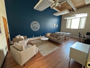 225 Water St, Plymouth, MA for lease Interior Photo- Image 1 of 5