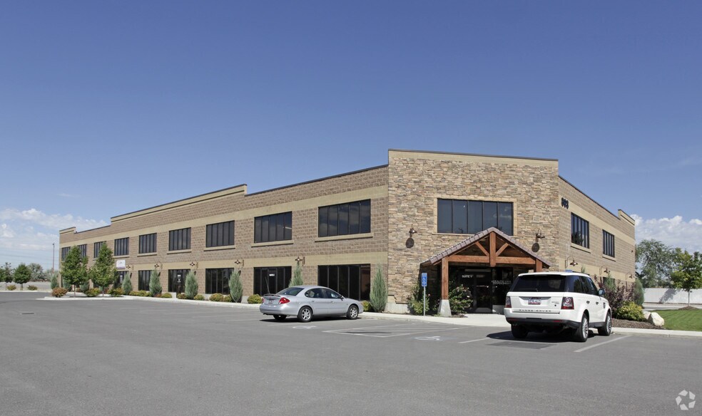 803 N 1250 W, Centerville, UT for lease - Primary Photo - Image 1 of 6
