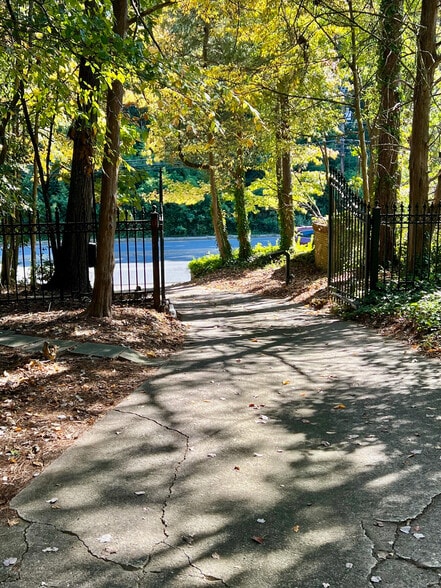 7600 Park Rd, Charlotte, NC for sale - Building Photo - Image 3 of 6