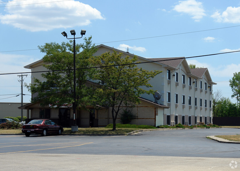 522 E Coliseum Blvd, Fort Wayne, IN for sale - Primary Photo - Image 1 of 1