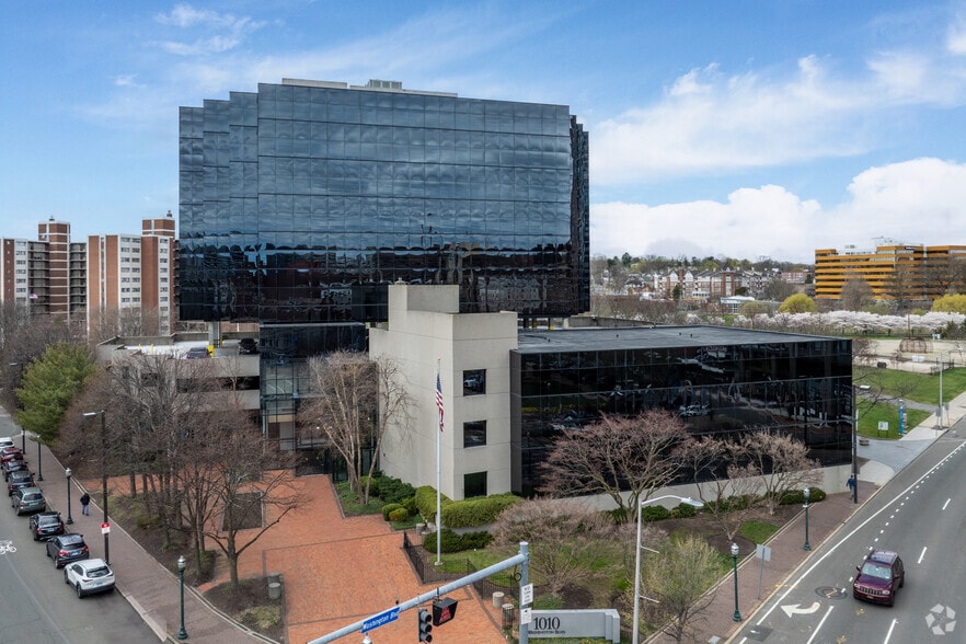 1010 Washington Blvd, Stamford, CT for lease - Primary Photo - Image 1 of 14
