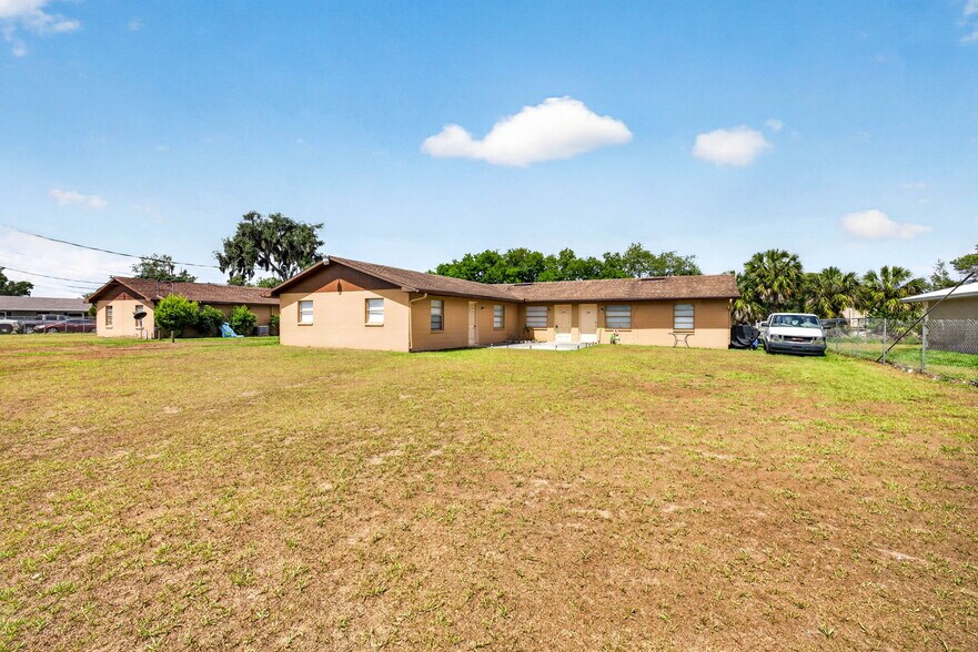 3210 W Willow Dr, Mulberry, FL à vendre - Photo du bâtiment - Image 2 de 8