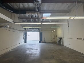 1961-1977 Freeman Ave, Signal Hill, CA à louer Photo intérieure- Image 2 de 4