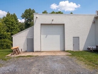 Plus de détails pour 1139 Phoenixville Pike, West Chester, PA - Industriel à louer