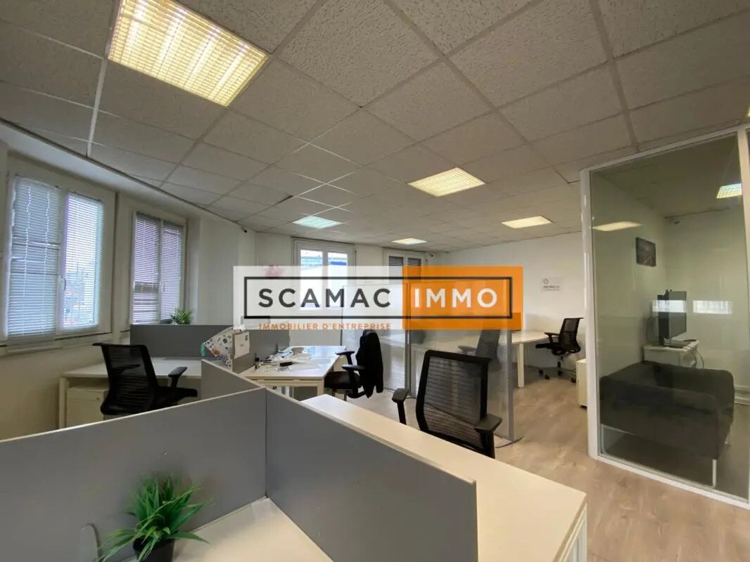 Office in Montrouge for lease Interior Photo- Image 1 of 7