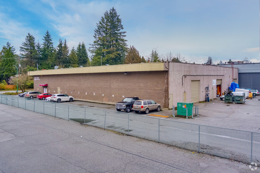 7960-7976 Winston St, Burnaby, BC for lease - Building Photo - Image 3 of 3