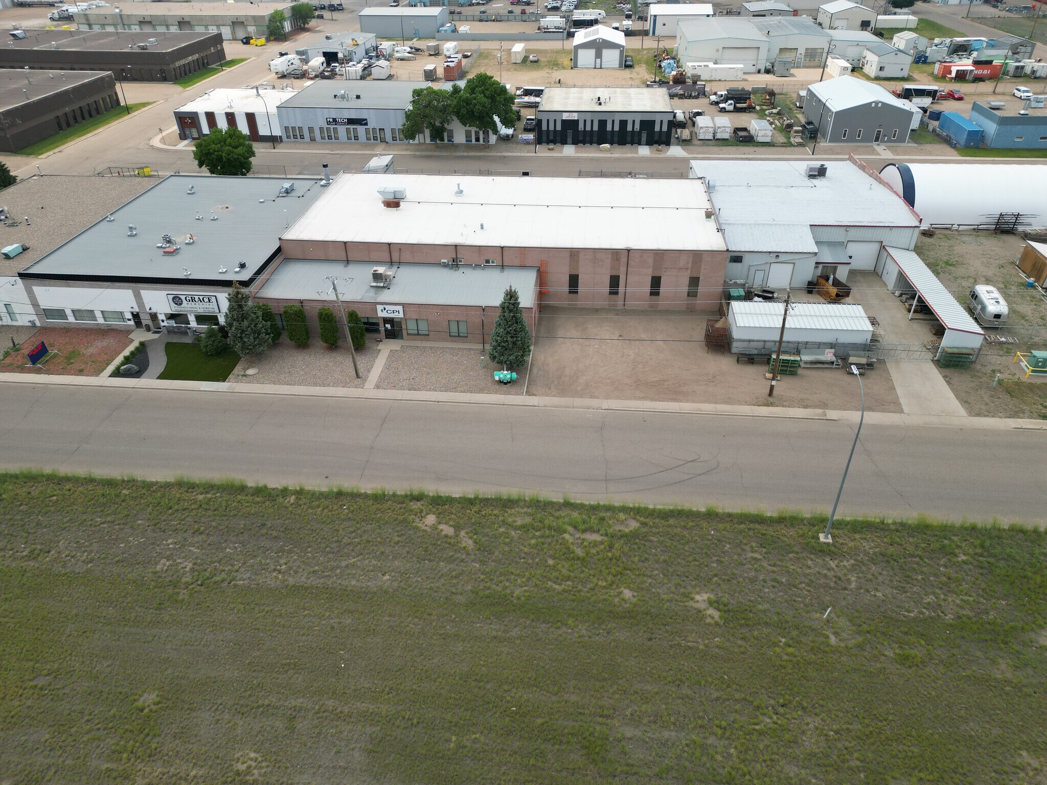 1954 10 Av NW, Medicine Hat, AB for sale Building Photo- Image 1 of 63