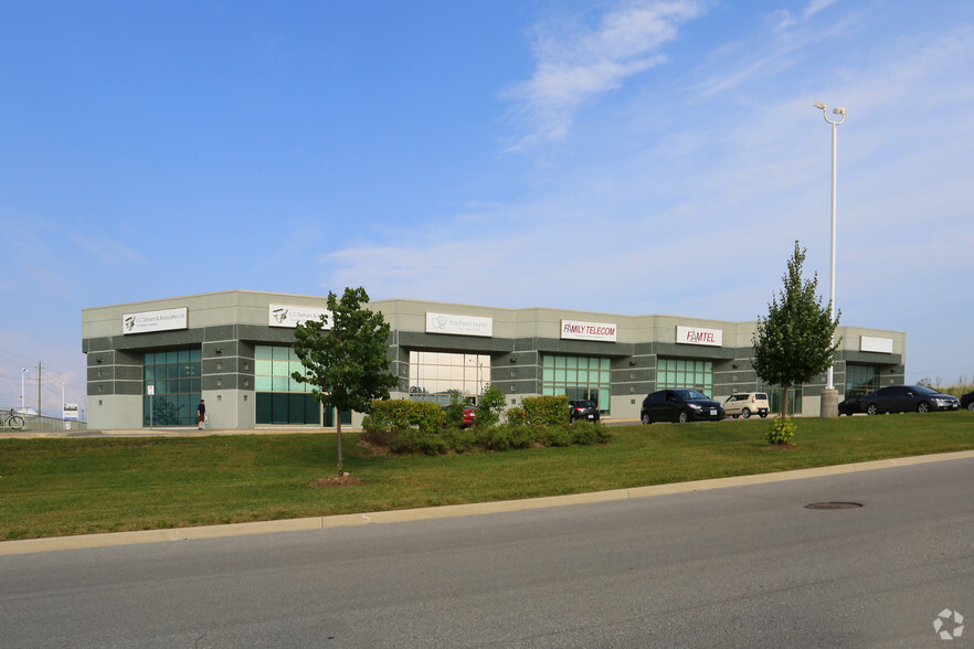 41 King St, Barrie, ON for lease - Building Photo - Image 2 of 4