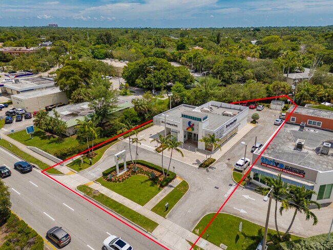 Plus de détails pour 6388 S Dixie Hwy, South Miami, FL - Commerce de détail à vendre