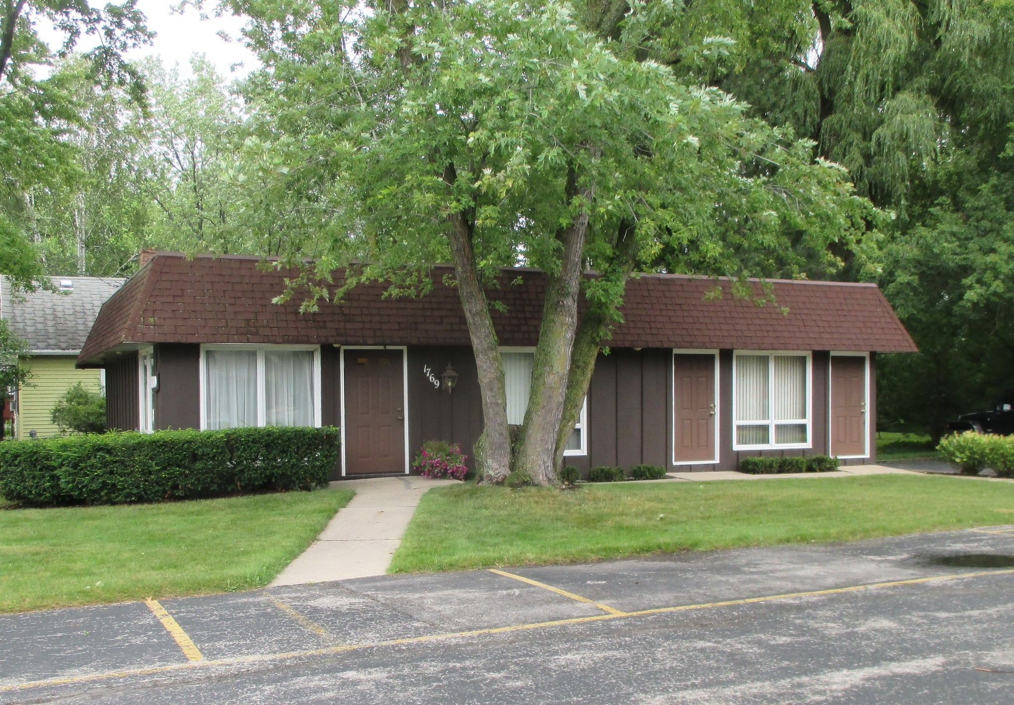 1775 Shawano Ave, Green Bay, WI for sale Primary Photo- Image 1 of 1