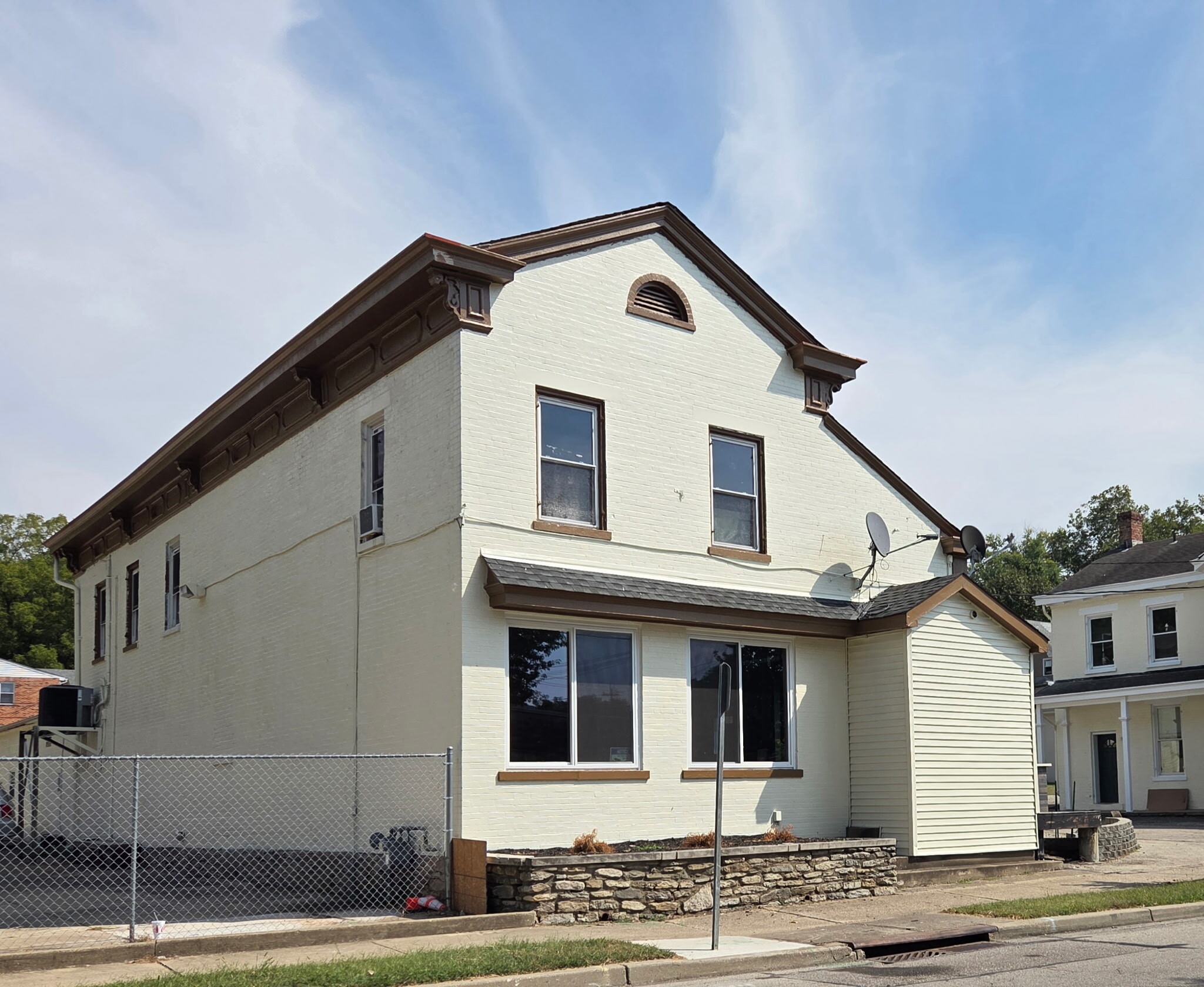 6344 Gracely Dr, Cincinnati, OH for sale Primary Photo- Image 1 of 11