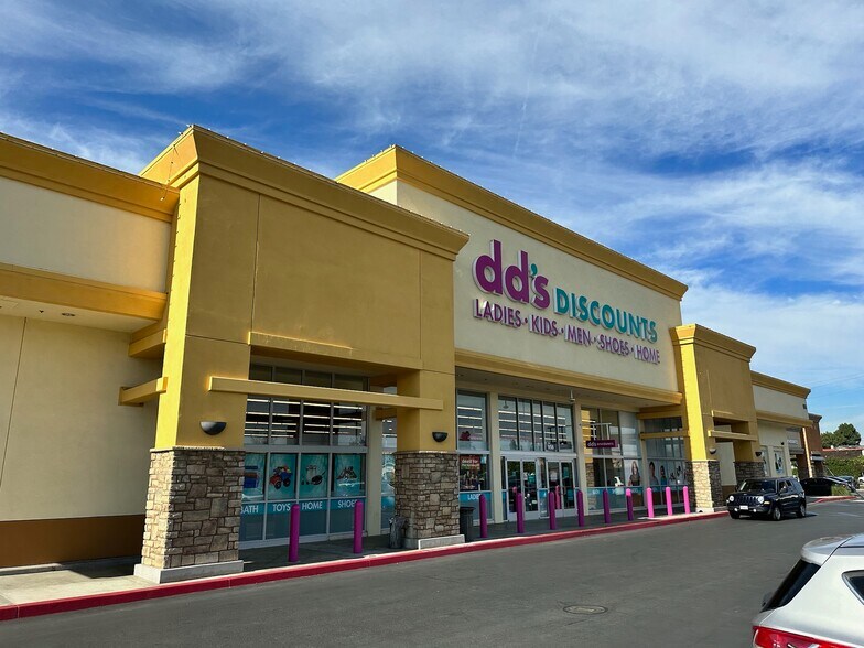 902-970 Sepulveda Blvd, Harbor City, CA à louer - Photo du bâtiment - Image 2 de 5