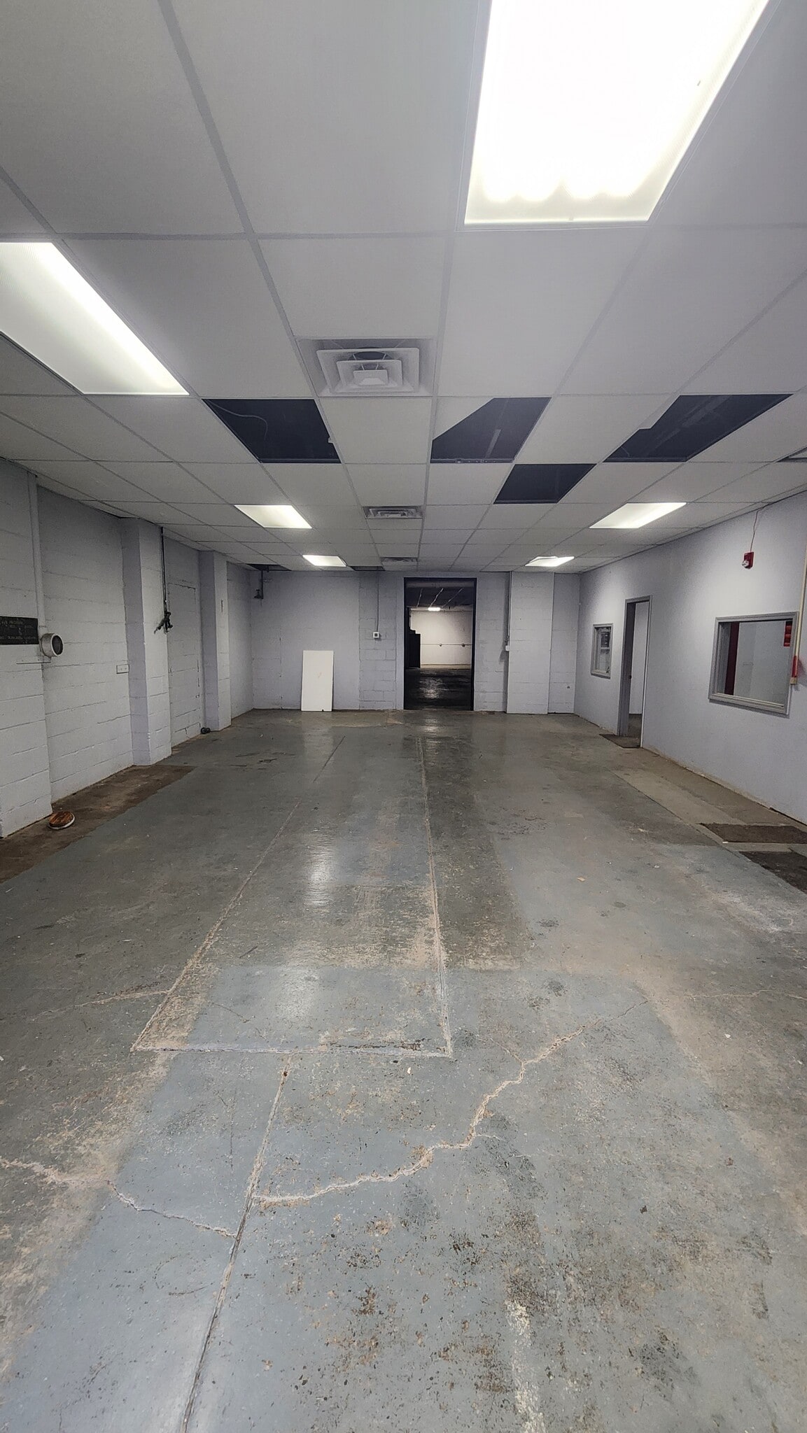 2 Campion Rd, New Hartford, NY for lease Interior Photo- Image 1 of 6