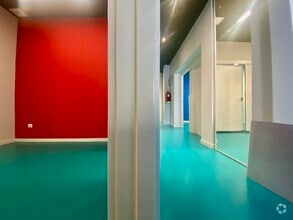 Retail in Toledo, Toledo for lease Interior Photo- Image 2 of 4