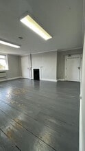 28 Broad St, Wokingham for lease Interior Photo- Image 2 of 2