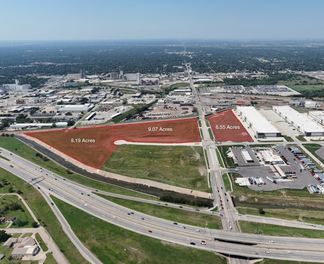 I 135, Wichita, KS for sale Primary Photo- Image 1 of 11