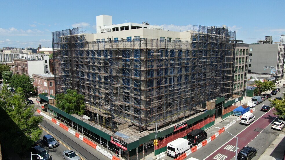 1020 Rogers Ave, Brooklyn, NY à louer - Photo du bâtiment - Image 3 de 7