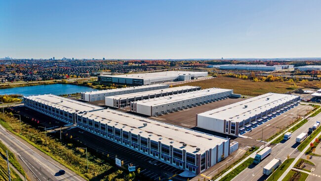 Plus de détails pour 95 Inspire Blvd, Brampton, ON - Industriel à vendre
