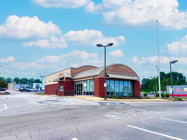Plus de détails pour 116 Commerce Ave, Lagrange, GA - Commerce de détail à vendre
