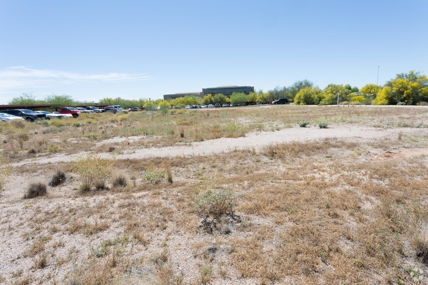 8998 E Bahia Dr, Scottsdale, AZ for sale - Primary Photo - Image 2 of 6