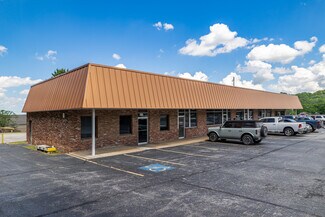 Plus de détails pour 1617 N College Ave, Fayetteville, AR - Bureau, Commerce de détail à louer