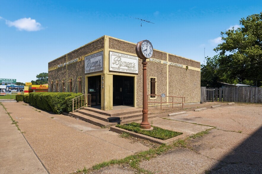 845 N Valley Mills Dr, Waco, TX for sale - Building Photo - Image 1 of 8
