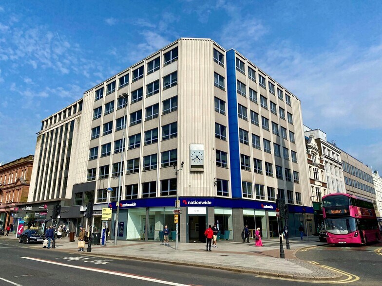 4-7 Donegall Sq N, Belfast à louer - Photo du bâtiment - Image 1 de 2
