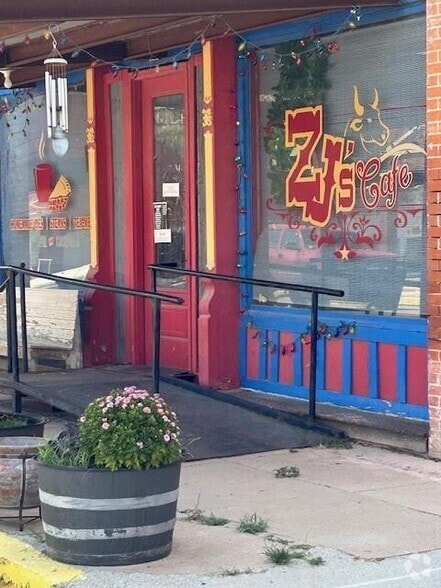 107 N Kent St, Gorman, TX for sale - Building Photo - Image 2 of 36