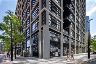 Plus de détails pour 20 Water St, Londres - Bureau à louer