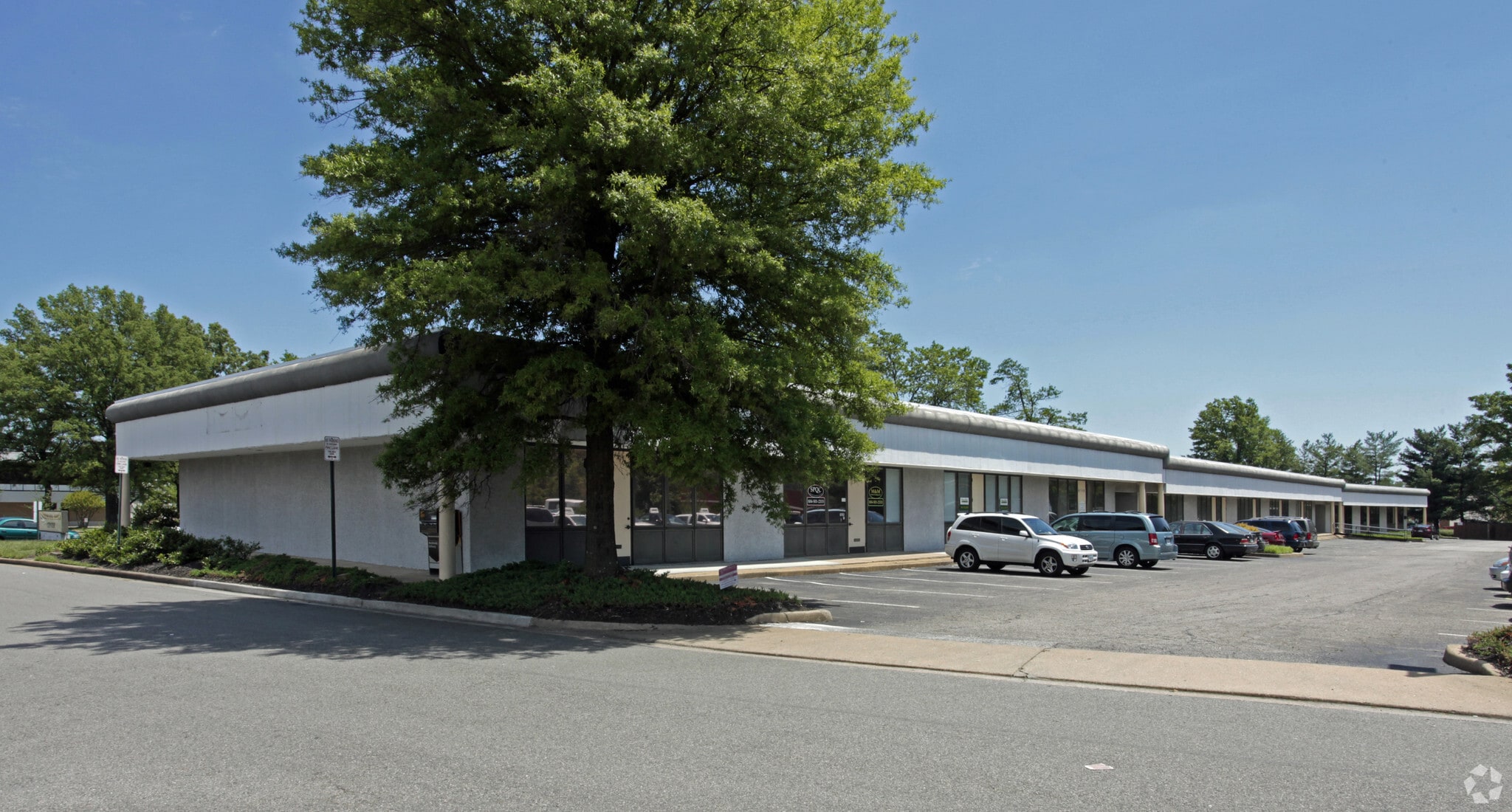8716-8762 Landmark Rd, Richmond, VA for lease Building Photo- Image 1 of 5