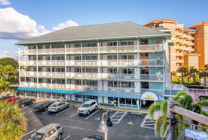 504 S Gulfview Blvd, Clearwater Beach, FL à vendre - Photo du bâtiment - Image 3 de 23