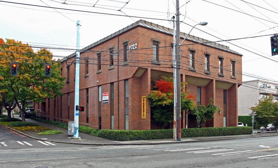 2722 Eastlake Ave E, Seattle, WA for lease - Building Photo - Image 3 of 9
