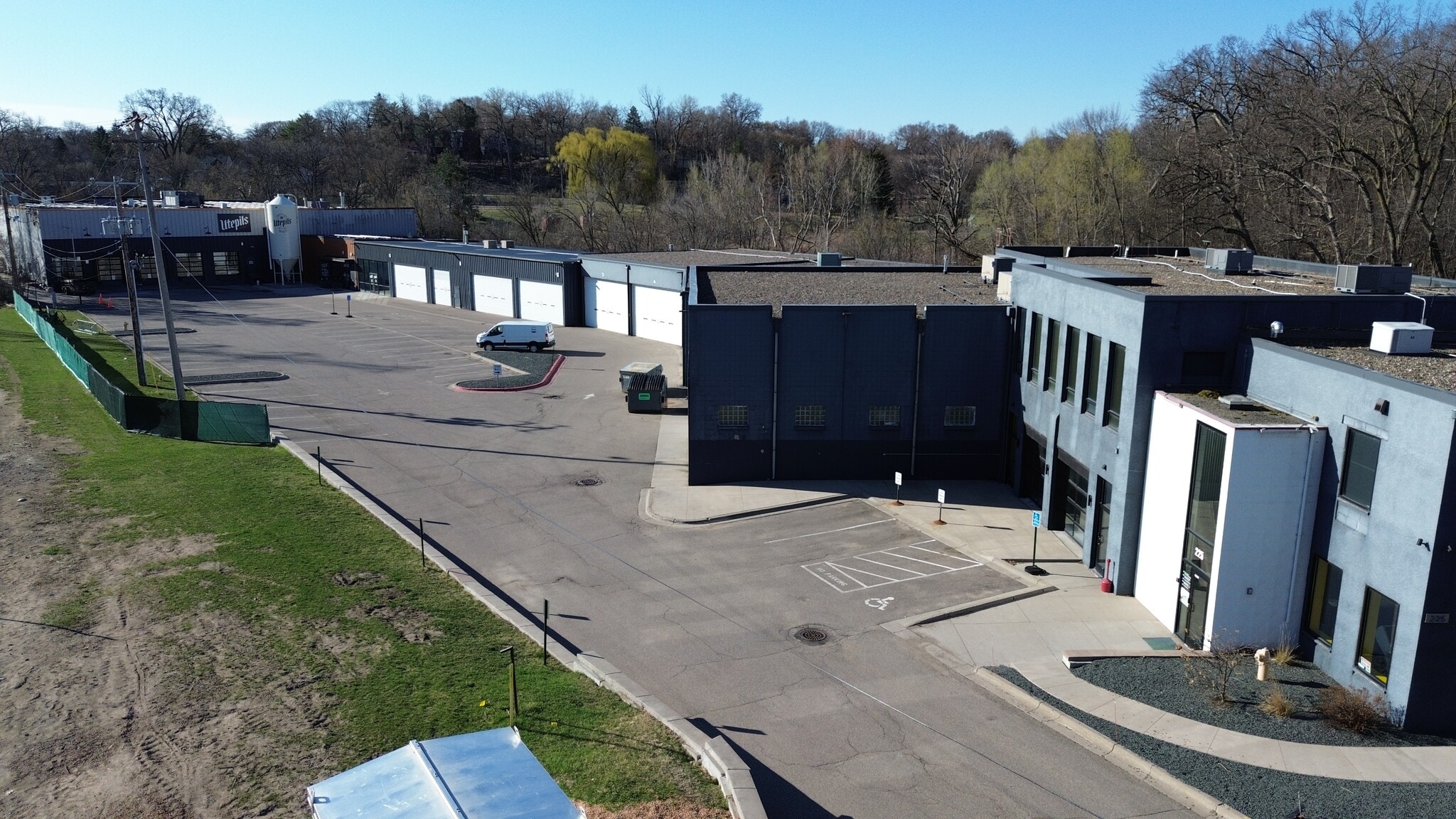 225 N Thomas Ave, Minneapolis, MN for lease Primary Photo- Image 1 of 2