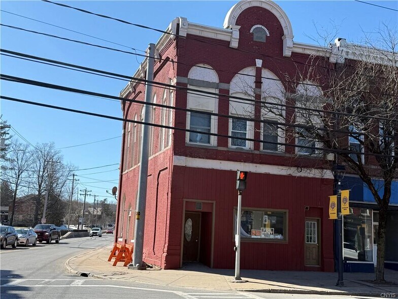 56 Main St, Camden, NY à vendre - Photo du bâtiment - Image 2 de 15