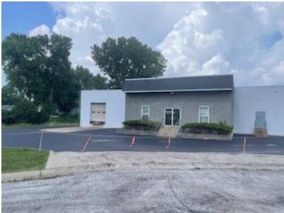 1334 Charlestown Industrial Dr, Saint Charles, MO à vendre Photo principale- Image 1 de 1