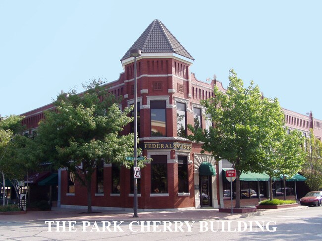 More details for 100 E Park St, Olathe, KS - Office/Retail for Lease
