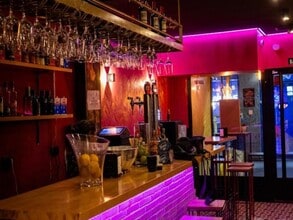 Retail in Madrid, Madrid for lease Interior Photo- Image 1 of 3