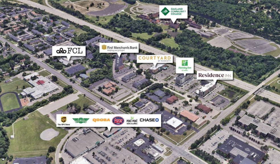 Value-add Two-Building Office Complex portfolio of 2 properties for sale on LoopNet.ca - Building Photo - Image 3 of 6