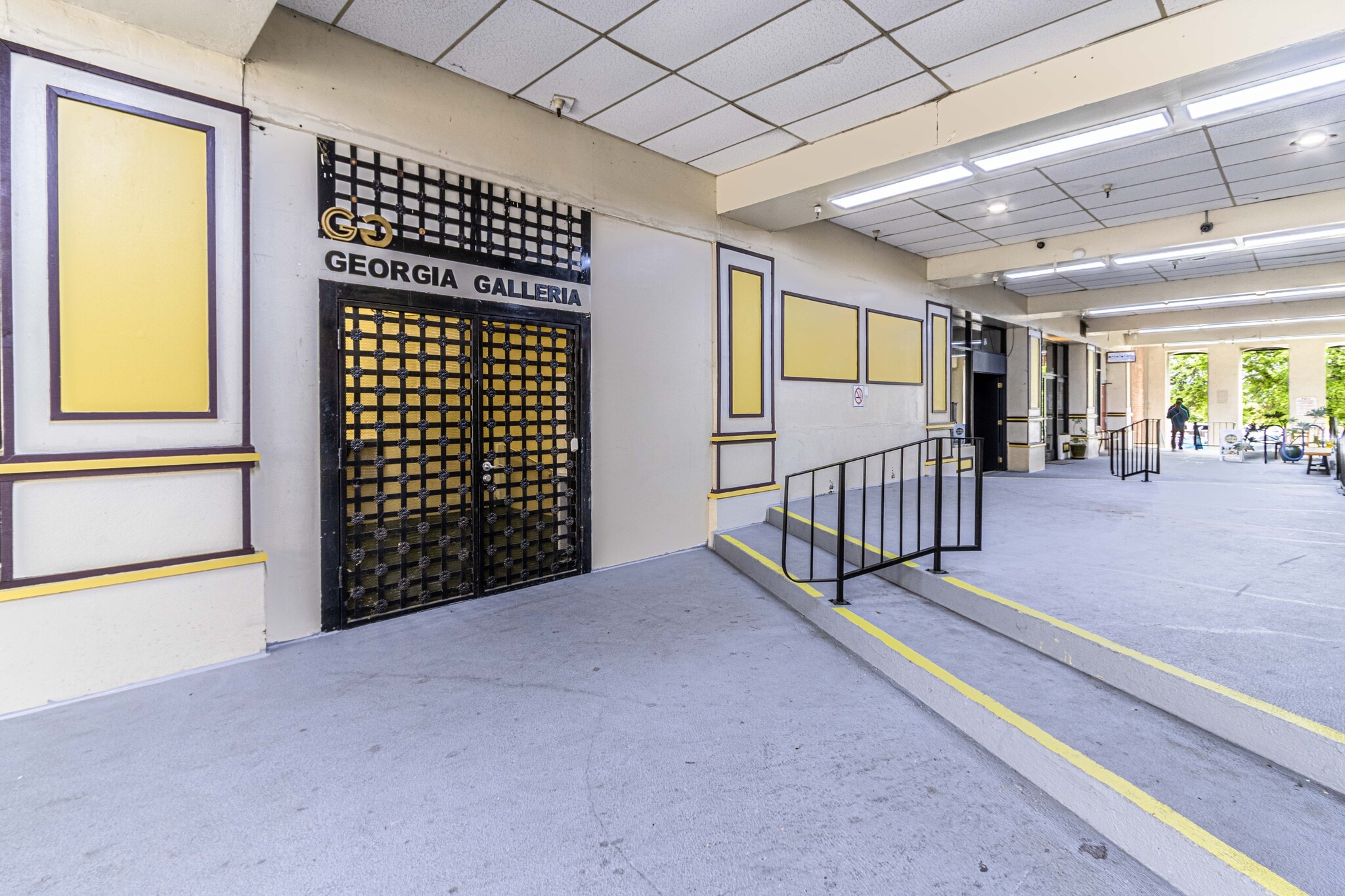 419 Georgia St, Vallejo, CA for lease Interior Photo- Image 1 of 9