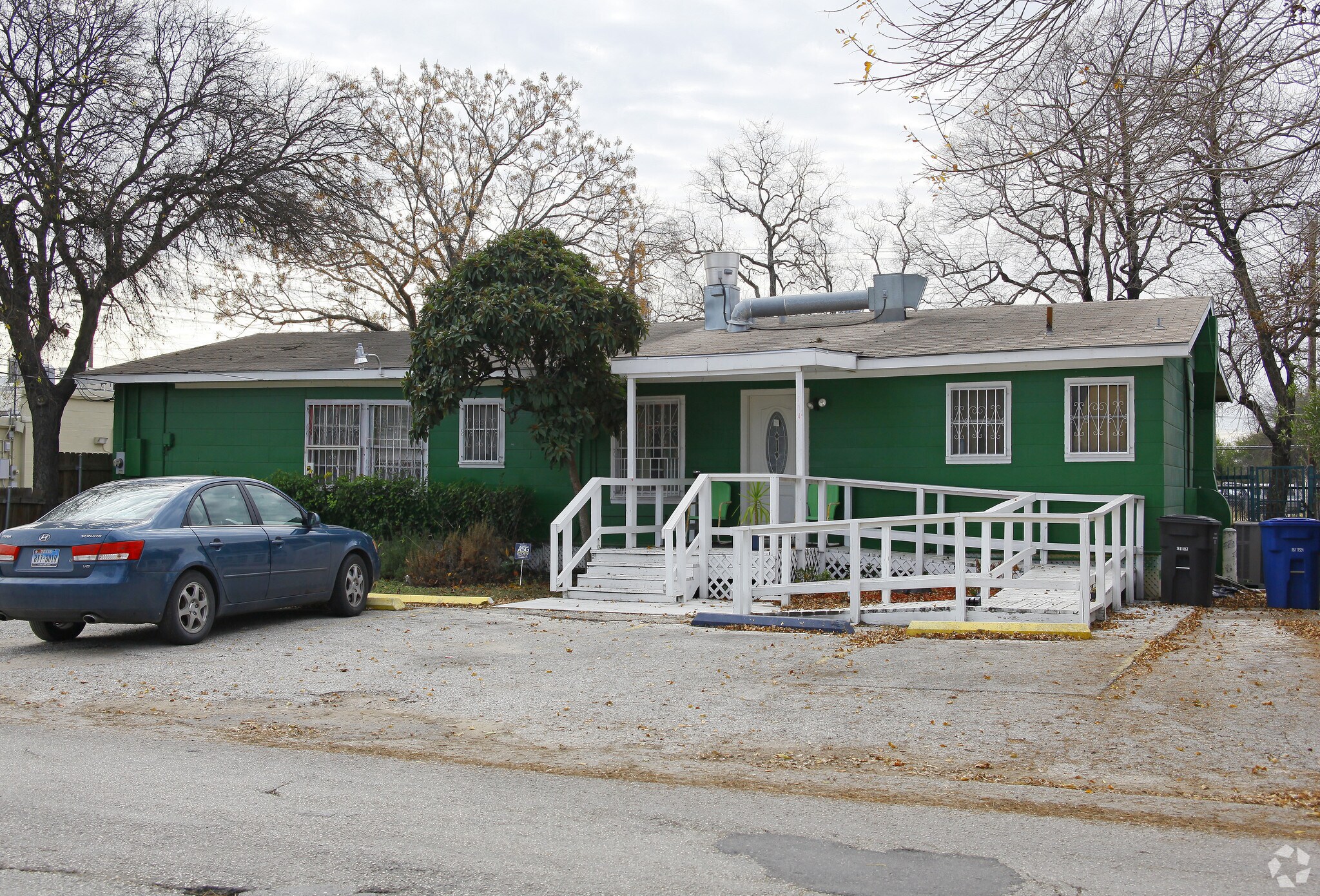 114 W Vestal Pl, San Antonio, TX for sale Primary Photo- Image 1 of 1