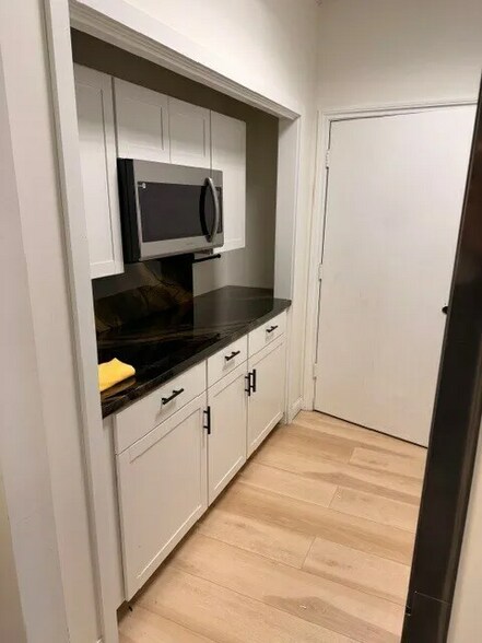 123 N Main St, Crown Point, IN à louer - Photo intérieure - Image 3 de 9