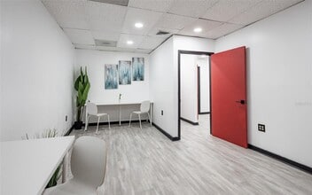 3118 Gulf To Bay Blvd, Clearwater, FL for lease Building Photo- Image 1 of 10