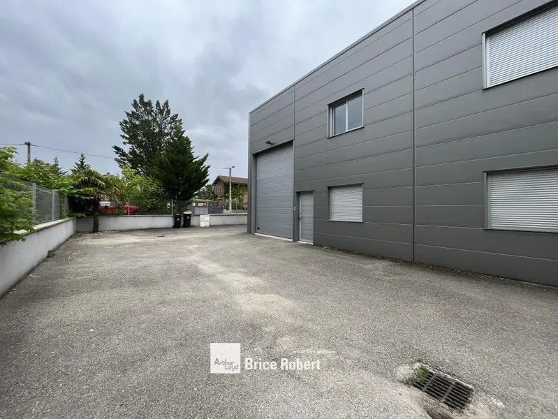 246 Impasse Du Sermoraz, Beynost for lease Building Photo- Image 1 of 5