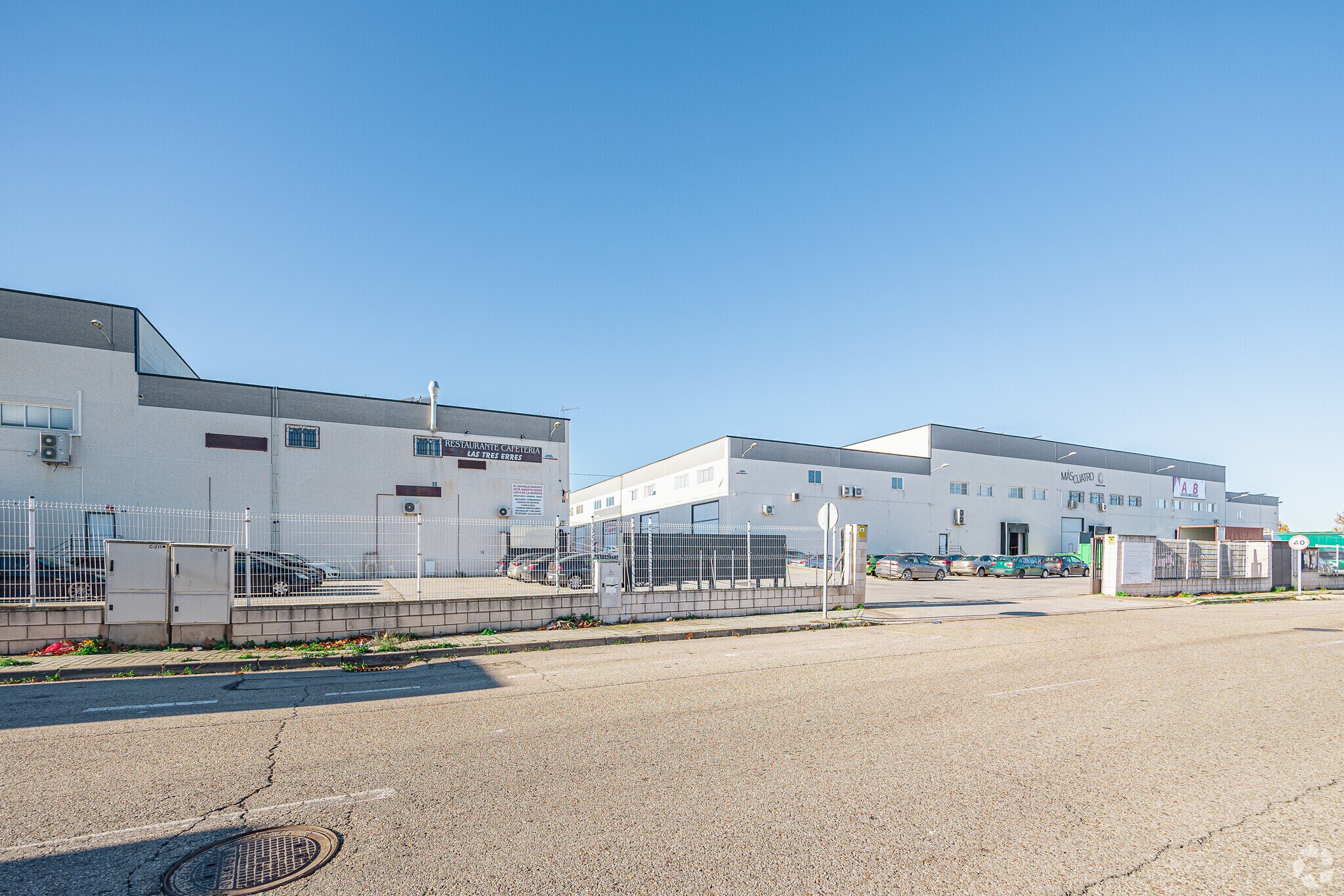 Industrial in Ciempozuelos, Madrid for sale Primary Photo- Image 1 of 2