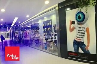 Plus de détails pour Commerce de détail à louer