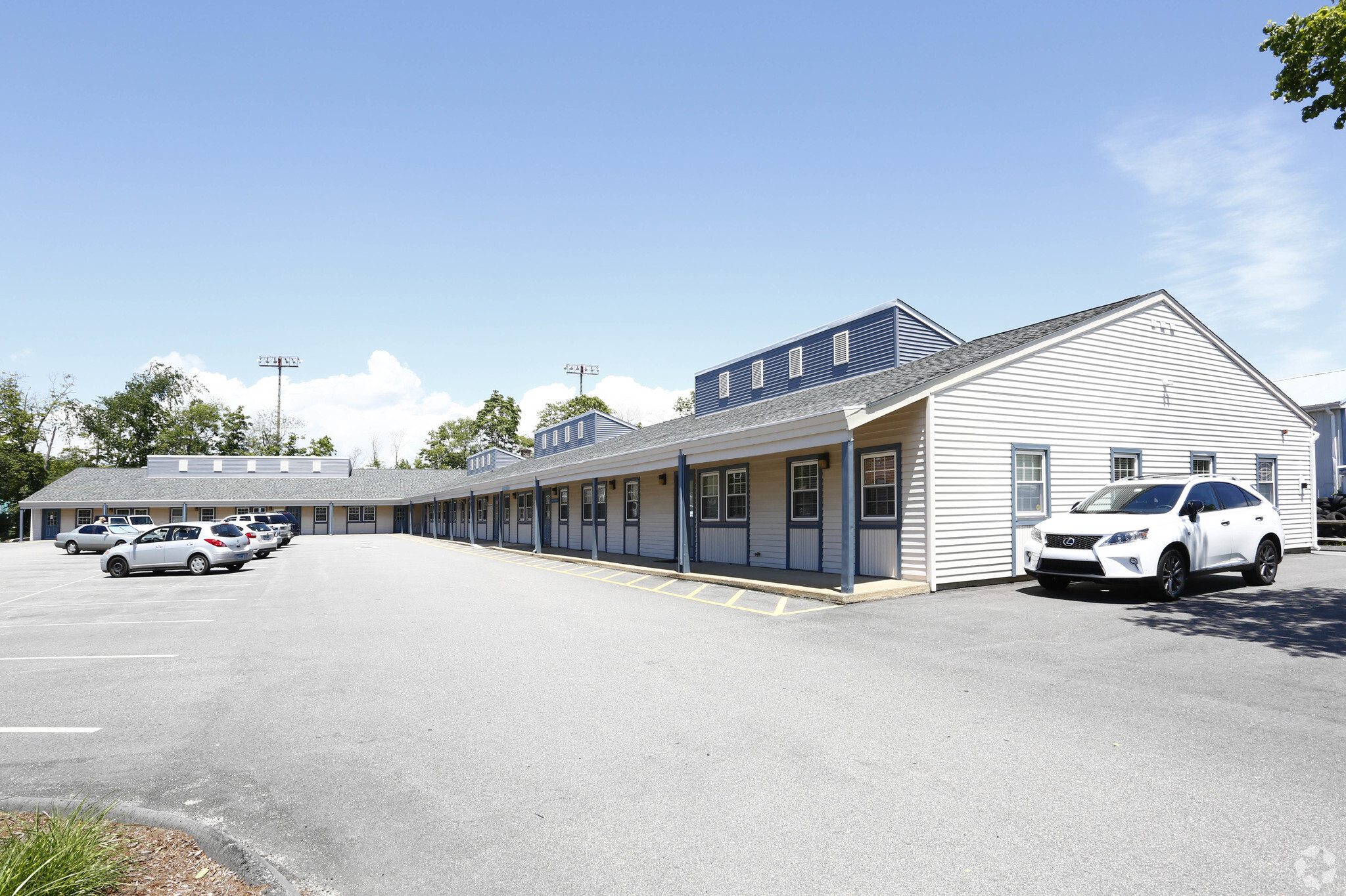 131 Boston Post Rd, East Lyme, CT for lease Primary Photo- Image 1 of 20