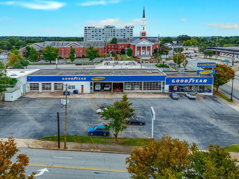 100 E Kennedy St, Spartanburg, SC for sale - Building Photo - Image 3 of 6