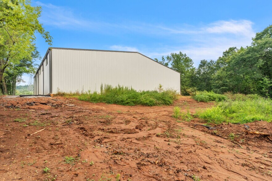 839 Fairview Rd, Simpsonville, SC à vendre - Photo du bâtiment - Image 2 de 27